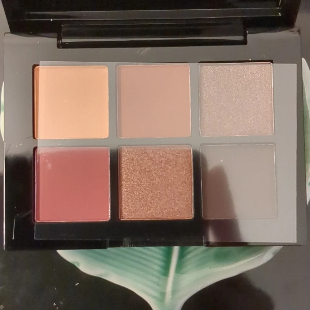 Eyeshadow Palette